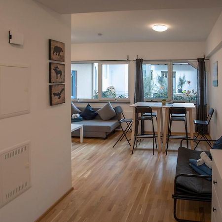 City Center Apartment For 6 Persons! อินส์บรุค ภายนอก รูปภาพ